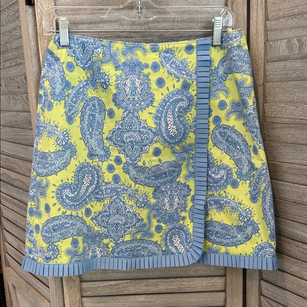 Lilly &Van Blue and Yellow Paisley Women's Skirt size medium pre owned